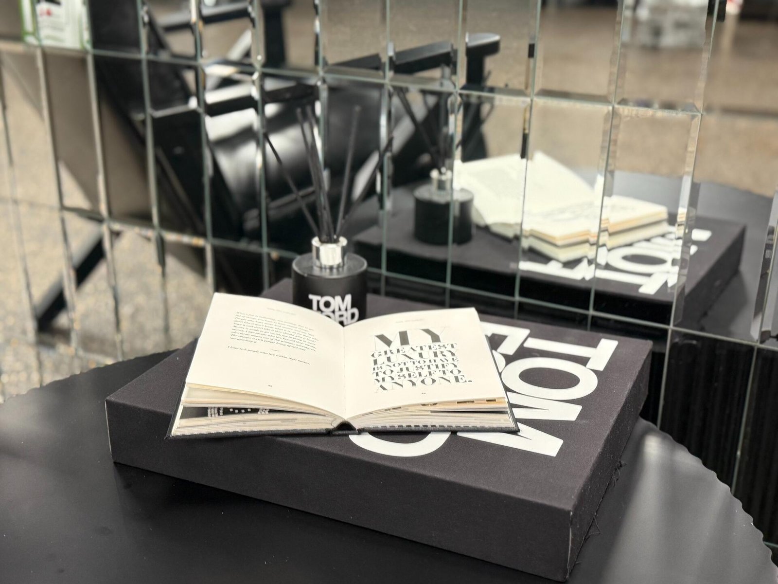 Professional haircut at Stelimolloy